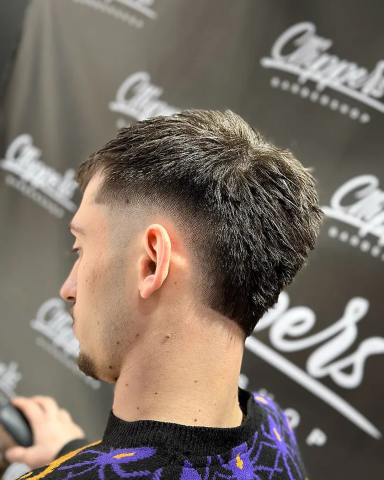 Barber Gjynejt, 24