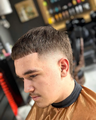 Barber Gjynejt, 26